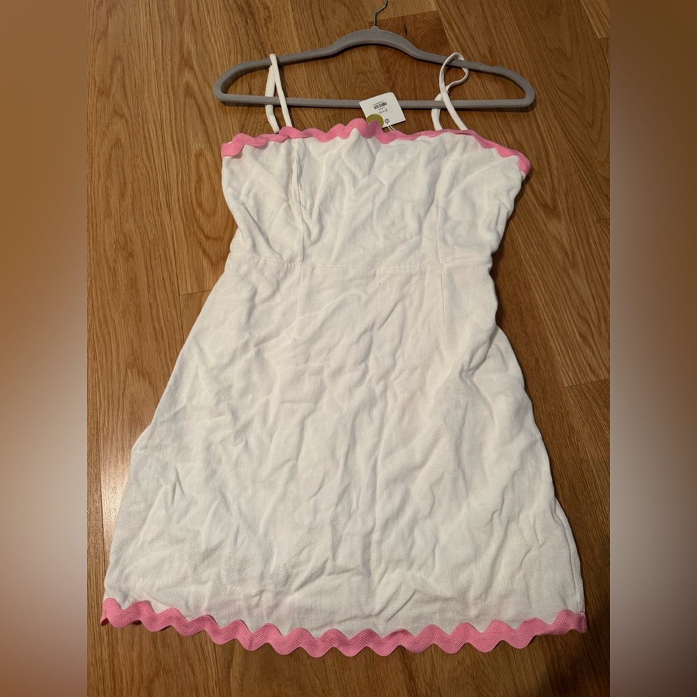 FORE White Dress with Pink Trim